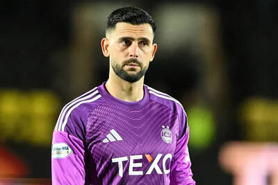 Celtic are looking for another keeper. Step up Dimitar Mitov – good enough for St. Pauli, but not good enough for us?
