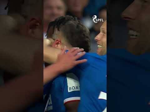 Robbie Ure’s FIRST professional goal! 👏