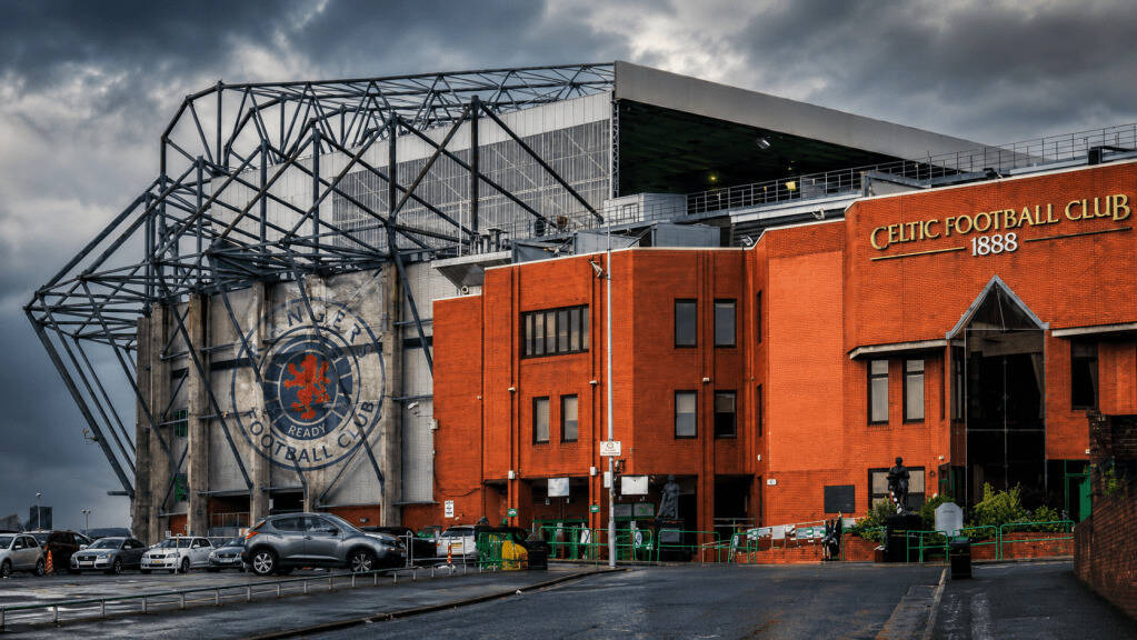 ‘If they fail’: Rangers chief’s hilarious Ibrox plea as Celtic pile on pressure