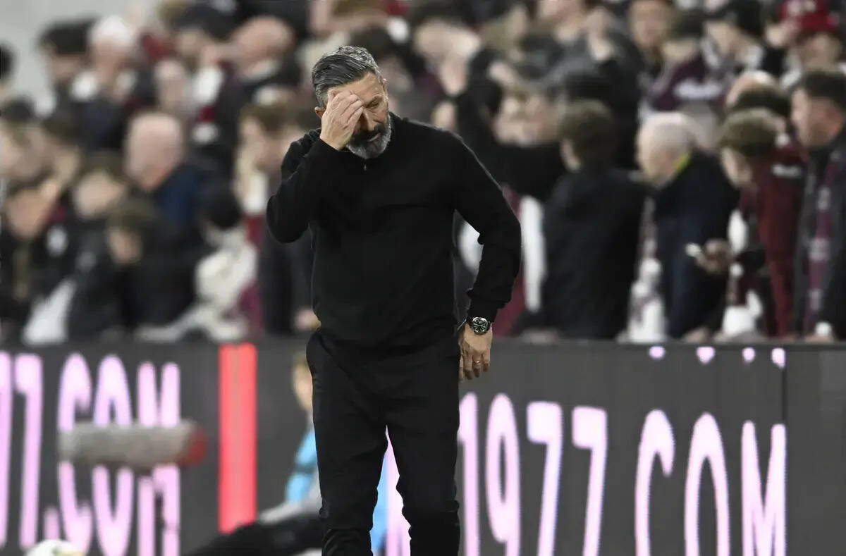 Derek McInnes, time is not on your side.
