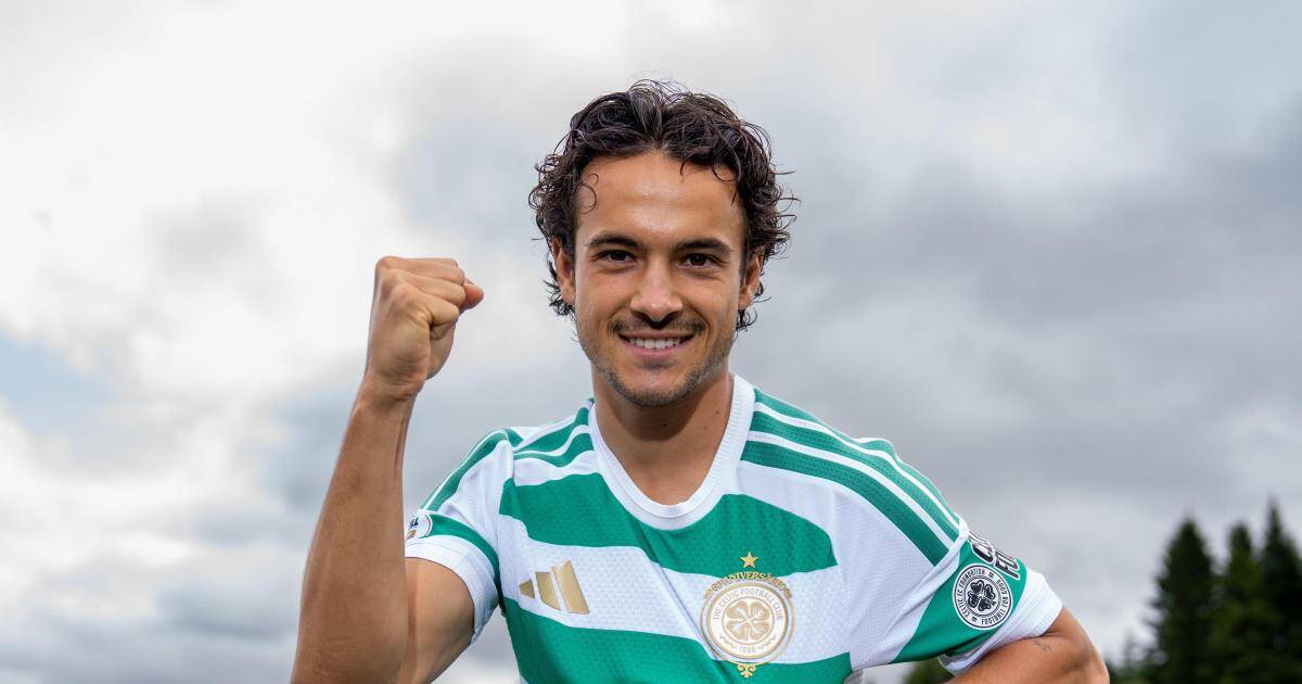 When Mika Baur first heard of Celtic interest, Fabrizio Romano, and Fozzy chats