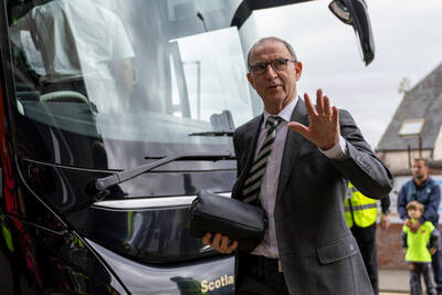 Martin O’Neill Teases Celtic Signing Before LASK