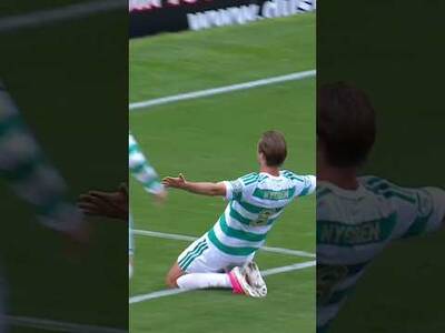 Spectacular Benjamin Nygren finish for Celtic against Dundee United 🔥