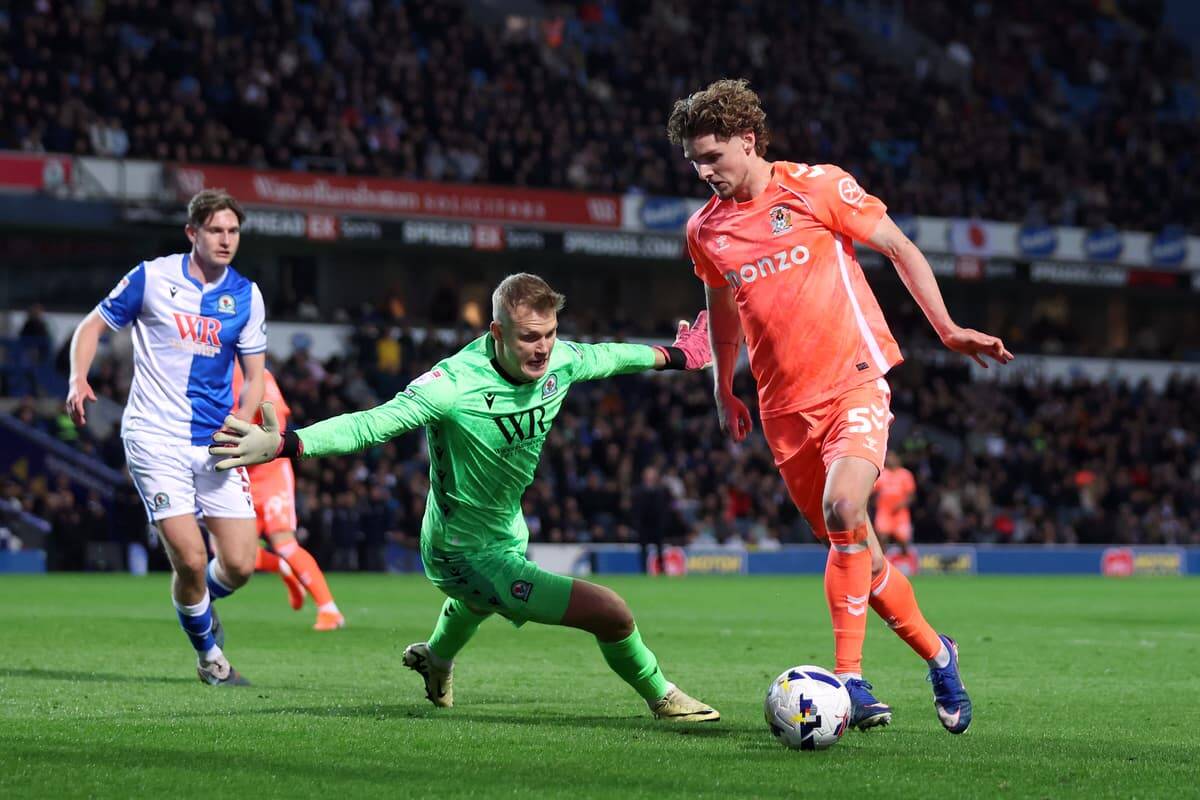 Celtic transfer target set to leave EFL club as ex Hoops boss informed of exit via ‘frustrating’ phone call