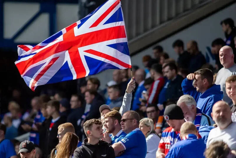 Hope fading fast as desperate Ibrox fans jealously watch Celtic success