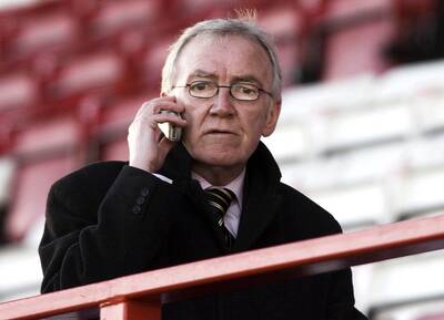 Hugh Keevins has looked at the Celtic directors box and noticed the board aren’t ambitious – welcome to the party, Shug, we’ve been here since May