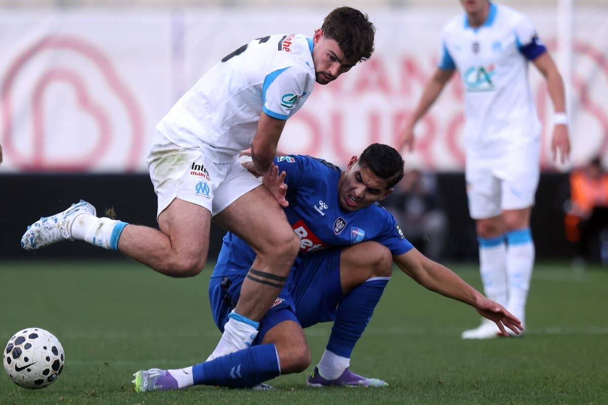 Ex Celtic star ‘approached with interest’ as Premier League club brace for bids before transfer deadline day