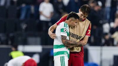 ‘It’s just stupid’ &ndash; Chris Sutton slams Celtic board after catastrophic LASK defeat
