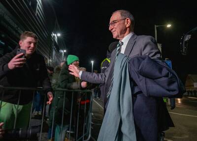 Take a bow- Ronnie Charters of STV Sport asking the only questions that matter to Celtic fans
