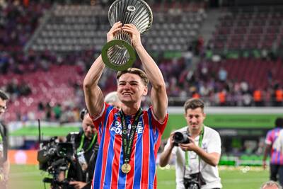 Justin Devenny transfer update as Celtic target nears Crystal Palace deadline day exit Justin Devenny transfer update as Celtic target nears Crystal Palace deadline day exit