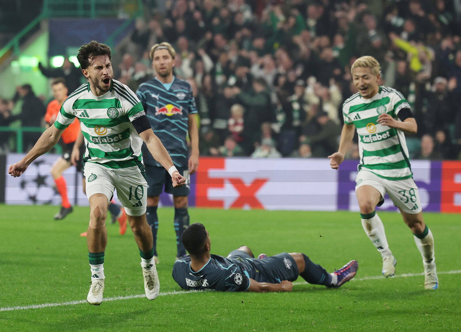 Nicolas Kühn makes Bundesliga move, one year after €19m Celtic exit