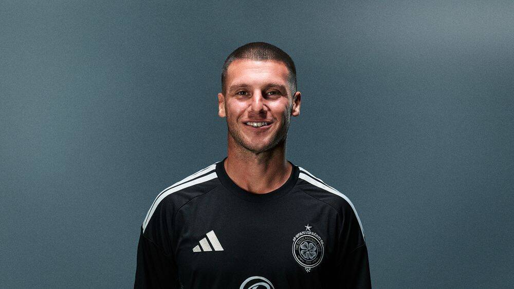 Celtic delighted to welcome Sam Johnstone to the club
