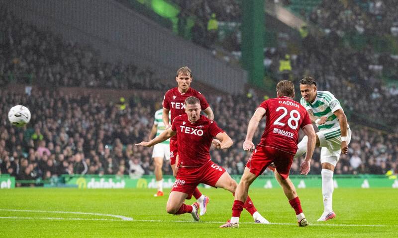 Celtic 3 Aberdeen 0 talking points: Dons tactical switch fails to prevent comprehensive Parkhead defeat for Stephen Robinson’s team