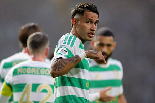 Celtic maintain perfect start with Aberdeen victory as Rangers snatch late winner