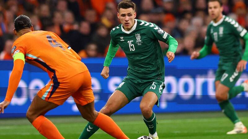 Celtic now submit bid to sign “very impressive” eight-cap star alongside Gineitis