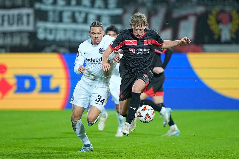 Celtic favourite turns Hoops transfer powerbroker as new signing calls in advice off ex-Parkhead ace