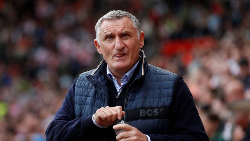 Blackburn rivalling Celtic to sign ‘quality’ free agent who Mowbray personally wants Blackburn rivalling Celtic to sign ‘quality’ free agent who Mowbray personally wants