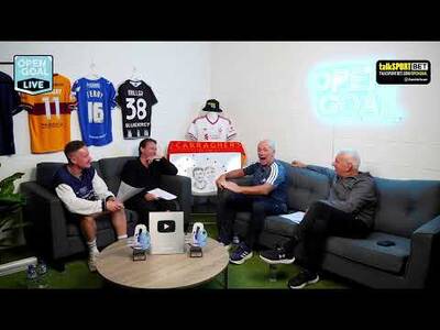HEARTS BEAT HIBS 3-1 + CELTIC & RANGERS MAKE LAST MINUTE SIGNINGS | Right In The Coupon LIVE