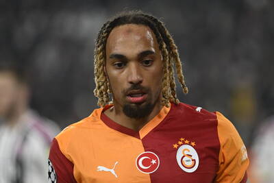 Celtic turned down Bayern Munich star in favour of Jordan Lotomba