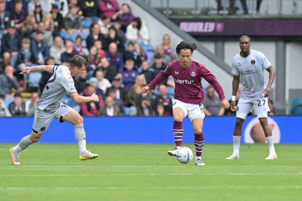 Reo Hatate Earns Big Praise After Burnley Debut