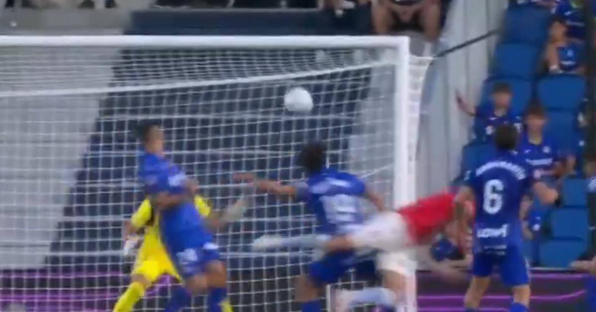 Watch as ex-Celtic star scores brilliant diving header ahead of reunion in Euro clash