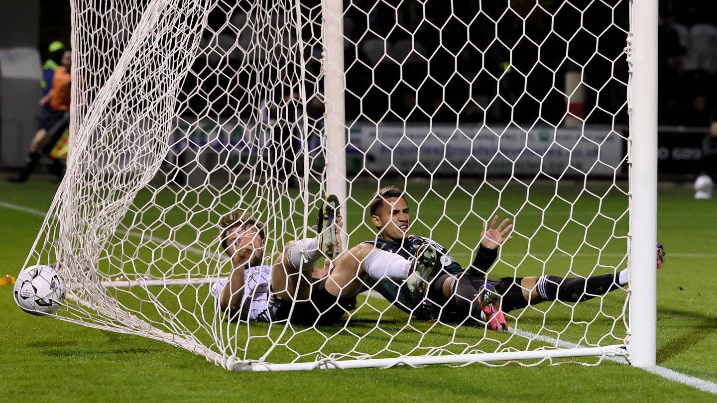 Former referee explains why Celtic’s goal was ruled out amid fan outrage