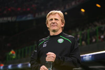 Gordon Strachan says Celtic have been left to carry Scotland in Europe for ‘40 years’