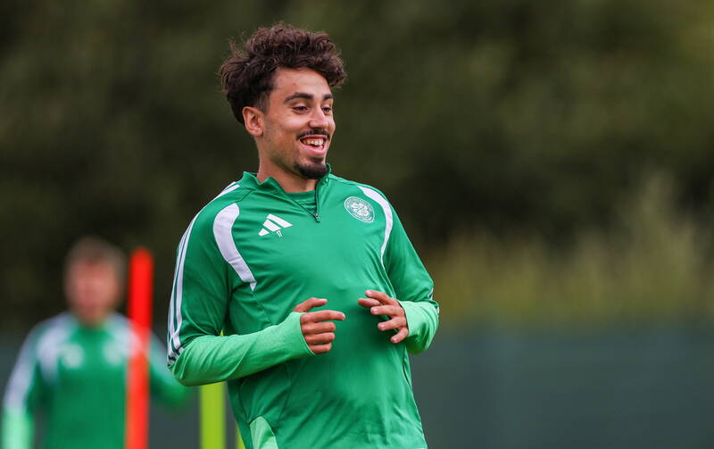 Tounekti, this is your Celtic chance. Grab it, man.
