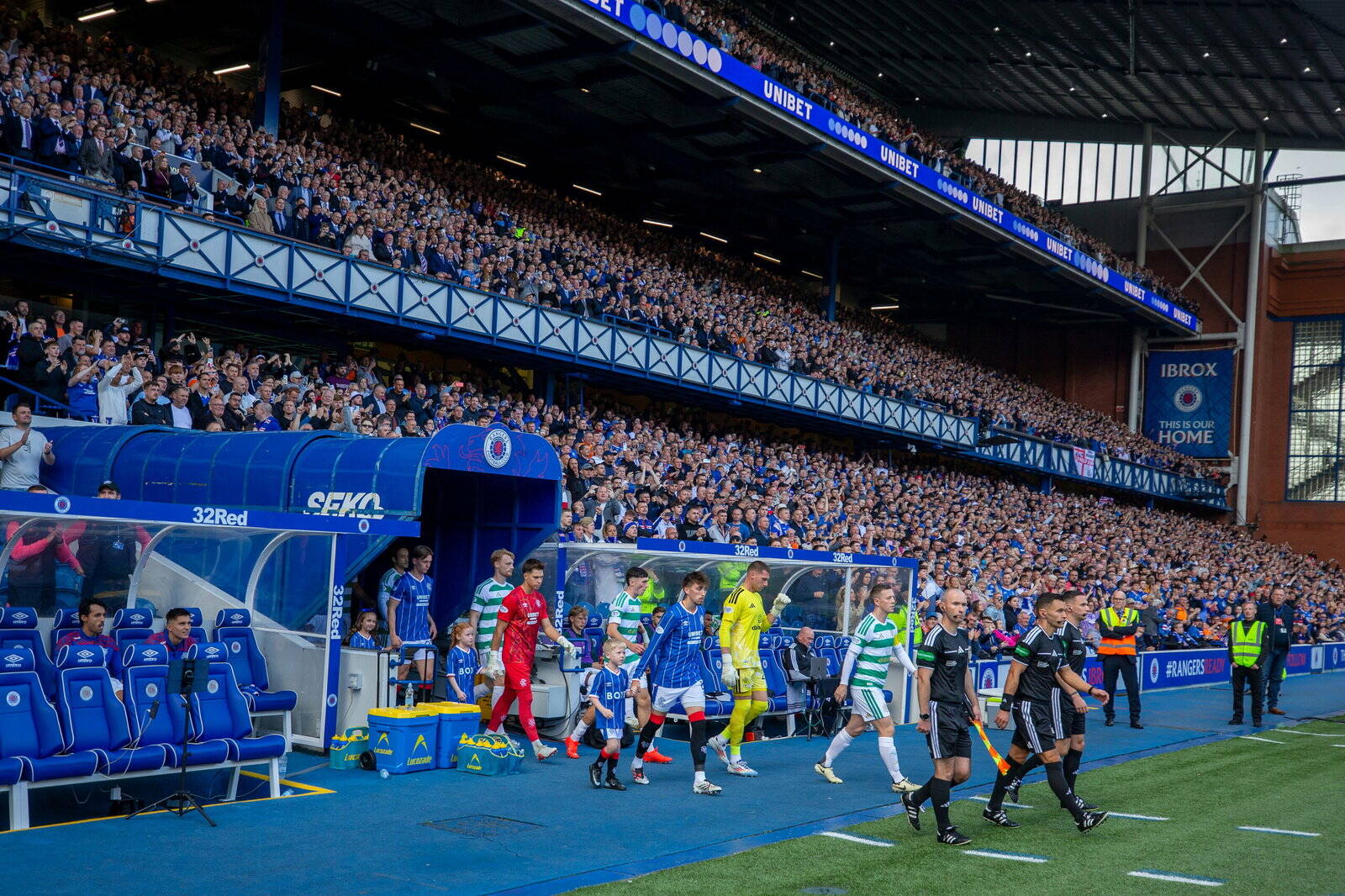 Graham Spiers calls out Ibrox sectarian abuse during Glasgow Derby