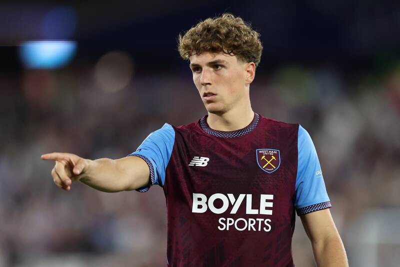 Celtic legend identifies natural Engels replacement in squad as star with ‘fantastic’ quality deserves chance