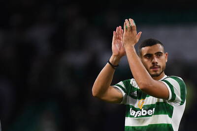 Giorgos Giakoumakis has last laugh in reunion with former Celtic boss Postecoglou