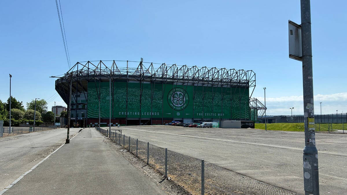 Celtic must give Kasper Høgh time and start playing to his strengths.