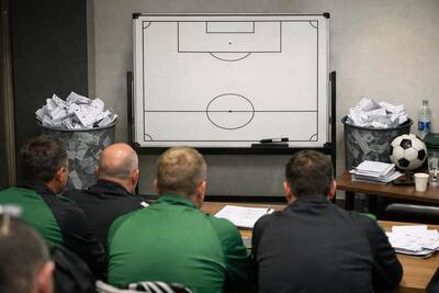 Celtic are a tactical mess. 433 has to go. Celtic are a tactical mess. 433 has to go.