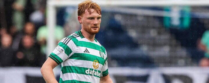 Celtic’s Tactical Problem Exposed: Why Is Liam Scales Doing the Midfield’s Job?
