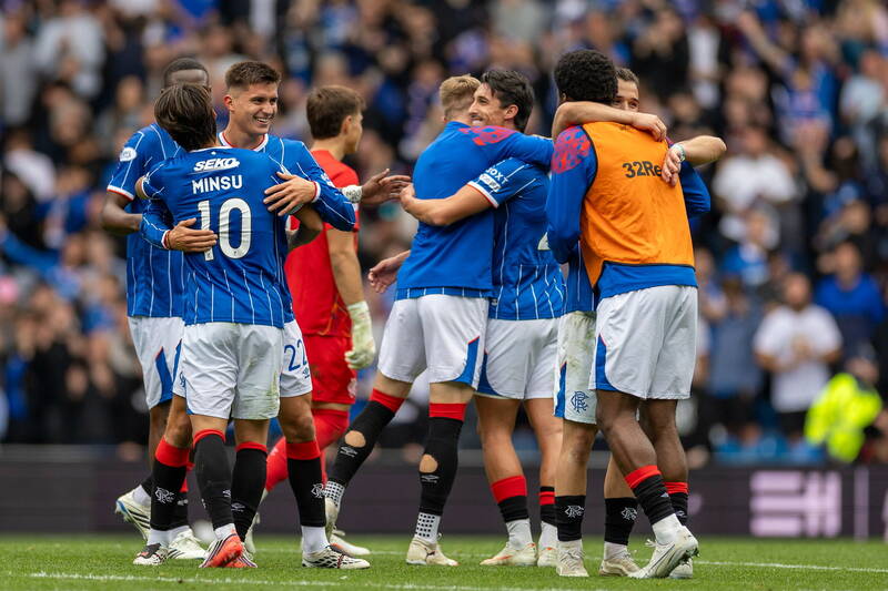 Rangers legend explains why Celtic still hold an advantage in title race