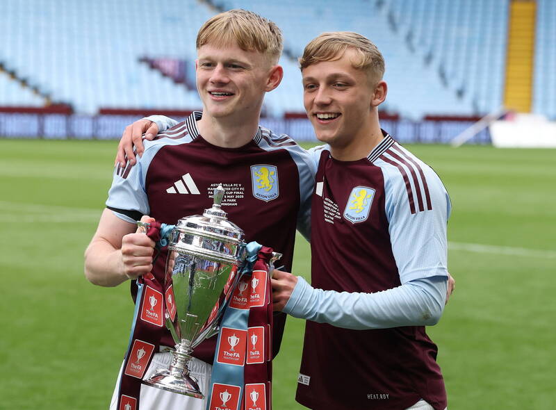 Ex-Celtic kid on how failed Parkhead transfer target helped him settle in England