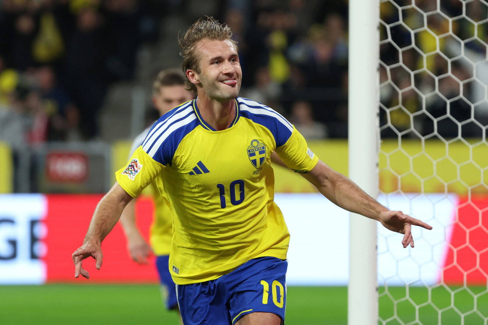 Nygren dismisses ‘stupid’ Celtic criticism then scores for Sweden