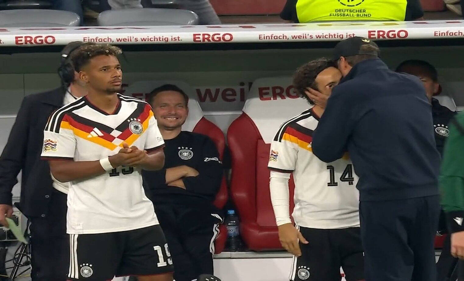 Watch: Jurgen Klopp’s brilliant moment with Mika Baur captured