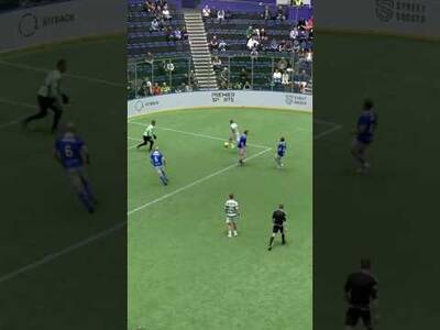 Aiden McGeady’s brilliant goal for Celtic against St. Johnstone 🍀