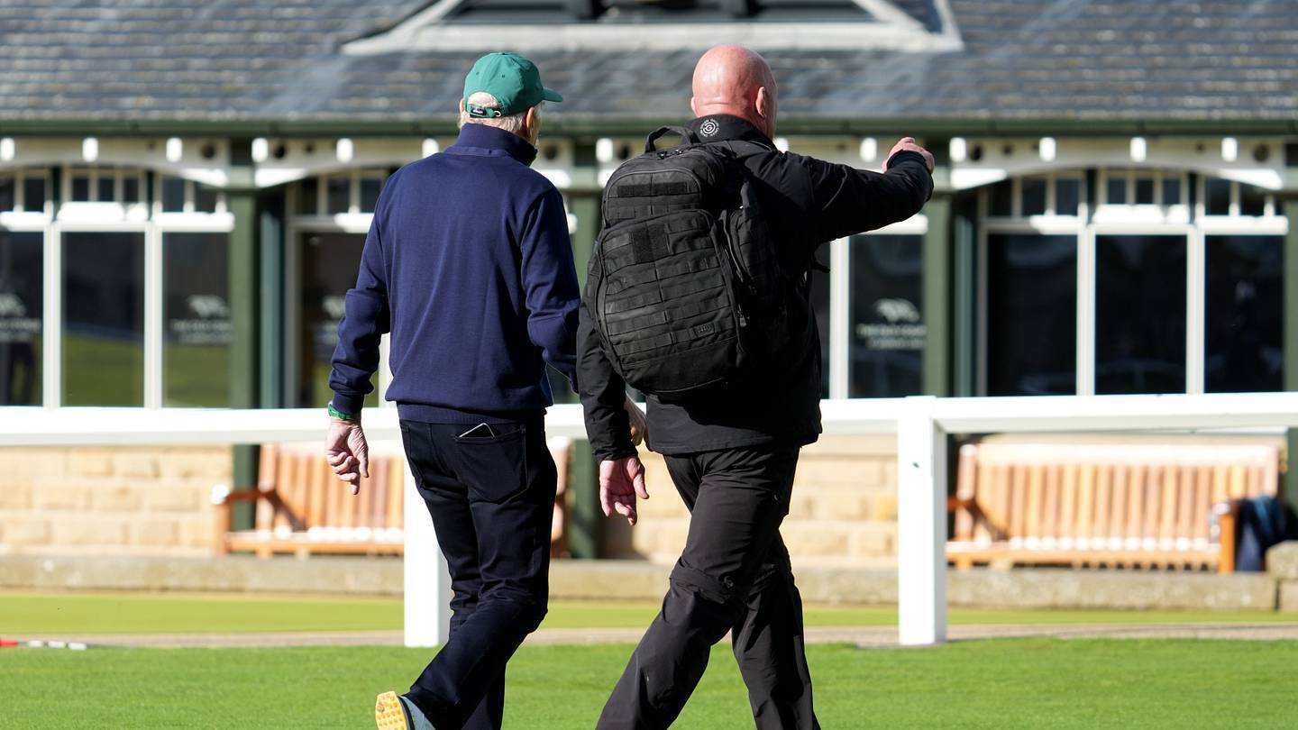 Kris Boyd slams ‘embarrassing’ Celtic fans over Dermot Desmond protest