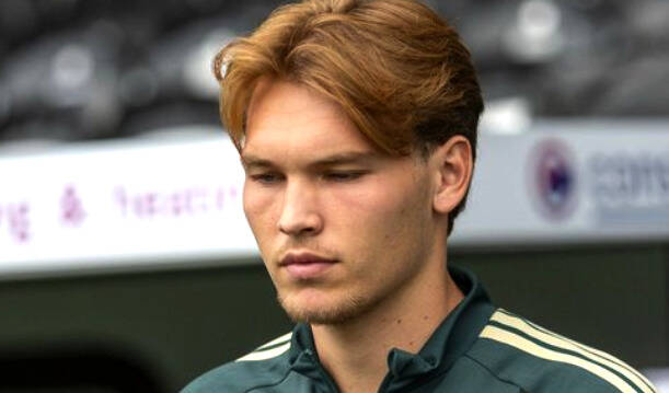 JOEL IN THE CROWN: EX-STAR’S HOPES FOR £3.5m NEW BHOY