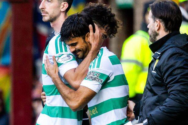 Celtic fans thank Rangers for ‘keeping our seat warm’ as Hotline sees Jota return put icing on the cake
