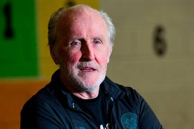 Green Brigade lead tifo tribute to Celtic legend Danny McGrain after Alzheimer’s diagnosis