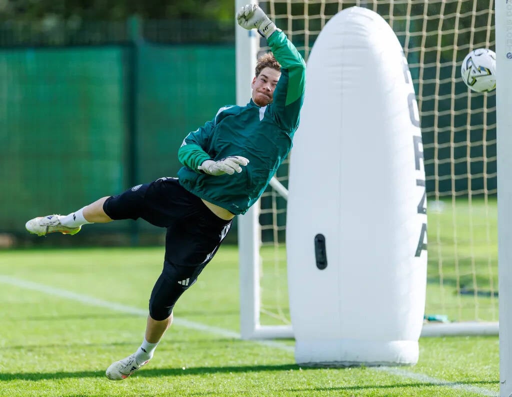 Mystery goalkeeper seen at Lennoxtown revealed by Martin O’Neill