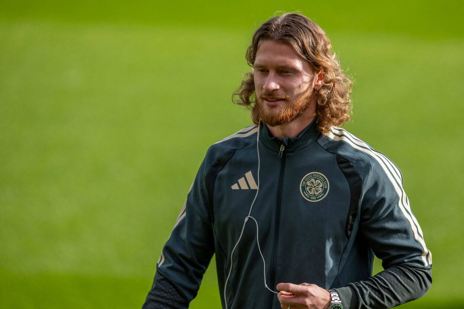 Kris Boyd Spots Telling Kasper Høgh Moment in Celtic Win