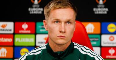 Viljami Sinisalo sends clear Sam Johnstone message in Celtic goalkeeping battle
