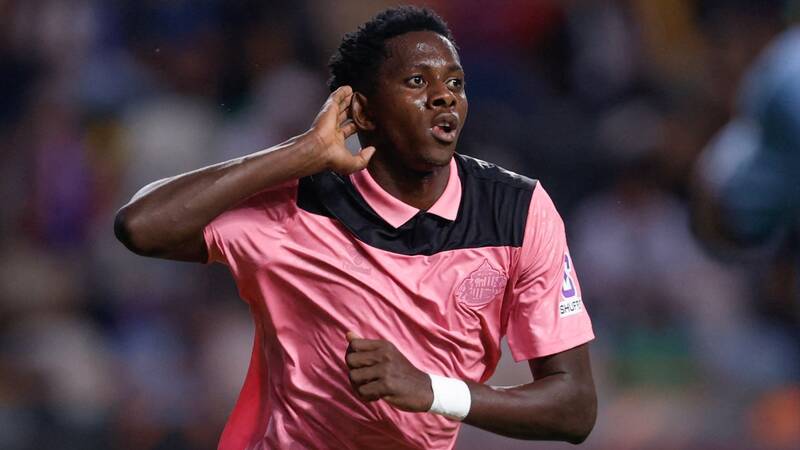 Europa League LIVE! Celtic behind early on at Benfica, B’mouth make history
