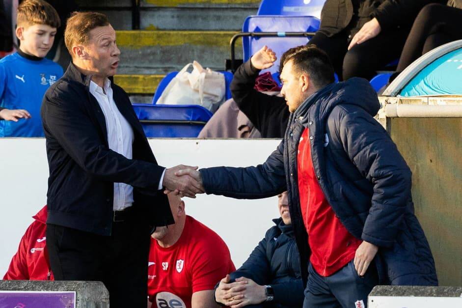 Former Rangers striker to replace Celtic cult hero in ‘the most extraordinary’ managerial appointment