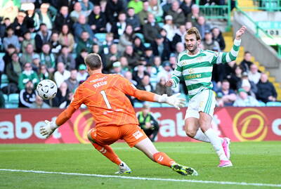 Magnificent seven Celtic send a clear title message to rivals