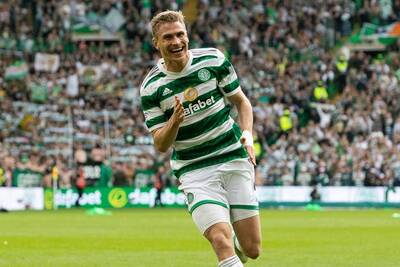 Carl Starfelt delivers Celtic lowdown as Celta Vigo boss picks brains of crocked defender